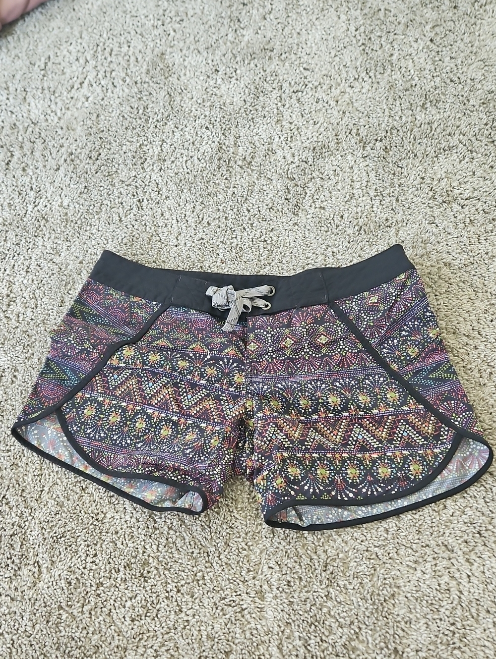 Patagonia Black Multicolor Tribal Print Athletic Shorts 0